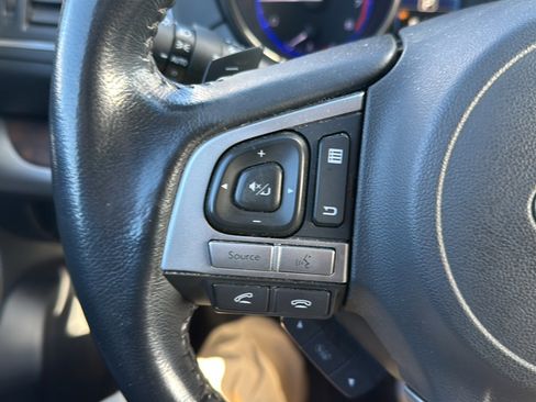 Used 2015 Subaru Outback 2.5i Limited w/ Popular Package #4 image 31