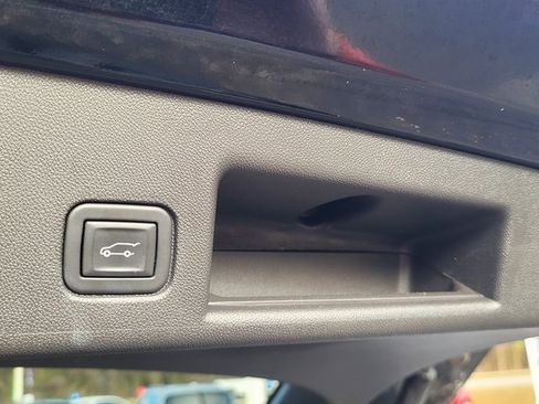 Used 2024 Chevrolet Equinox LT image 5