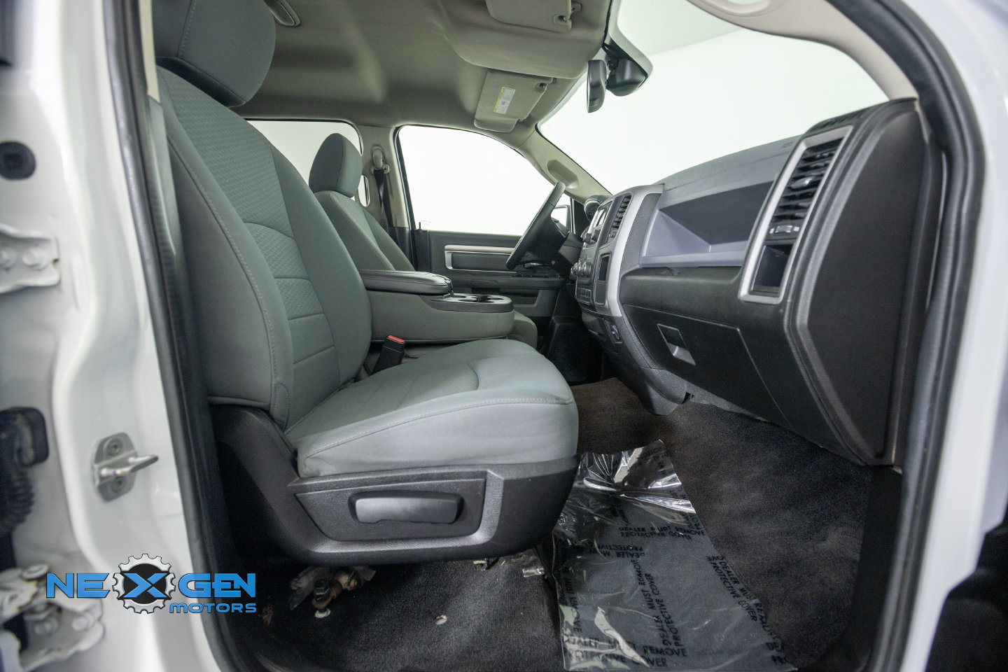Used 2019 RAM 1500 Tradesman w/ Popular Equipment Group AWD/4WD image 38