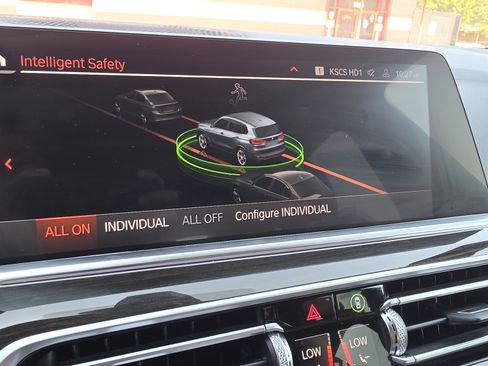 Used 2019 BMW X5 xDrive40i AWD/4WD image 43