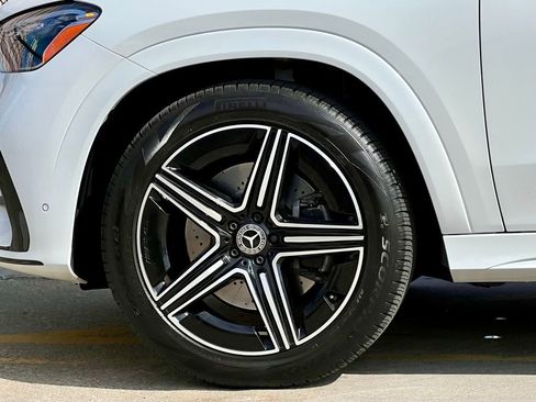 Certified 2025 Mercedes-Benz GLE 450 4MATIC image 12