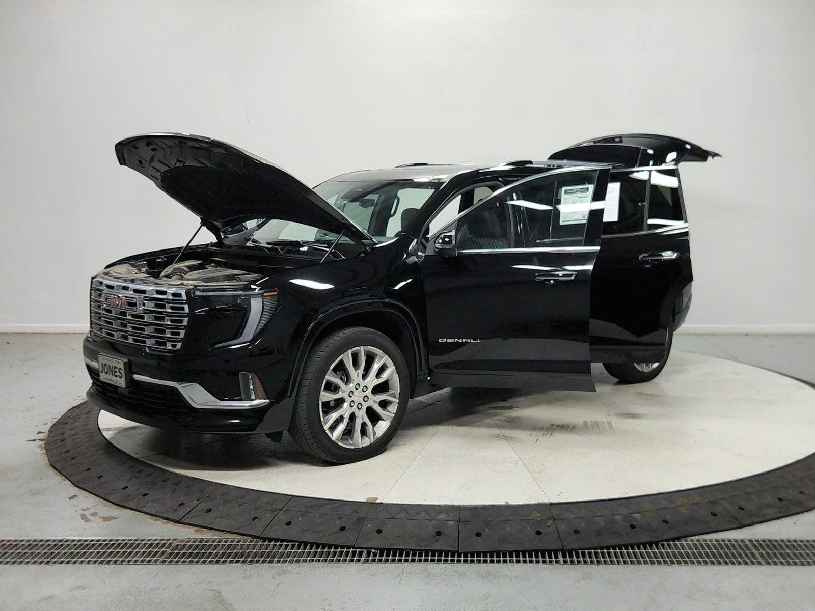 Used 2025 GMC Acadia Denali w/ Super Cruise Package AWD/4WD image 12