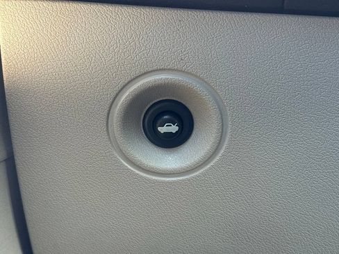 Used 2007 Chrysler 300 RWD image 29