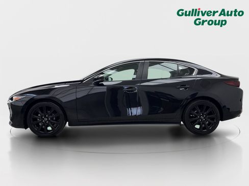 Used 2024 MAZDA MAZDA3 s FWD image 3