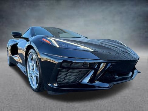 Used 2025 Chevrolet Corvette Stingray Premium Cpe w/ 3LT RWD image 40