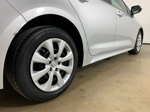 Used 2024 Toyota Corolla LE image 9