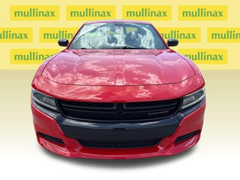 Used 2017 Dodge Charger R/T w/ Blacktop Package RWD image 11