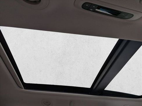 Used 2017 Chrysler Pacifica Limited w/ Advanced Safetytec Group image 21