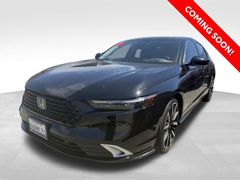 Used 2025 Honda Accord Touring image 1