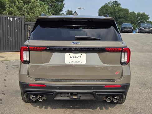 Used 2026 Ford Explorer ST w/ Sun And Sound Package RWD image 7