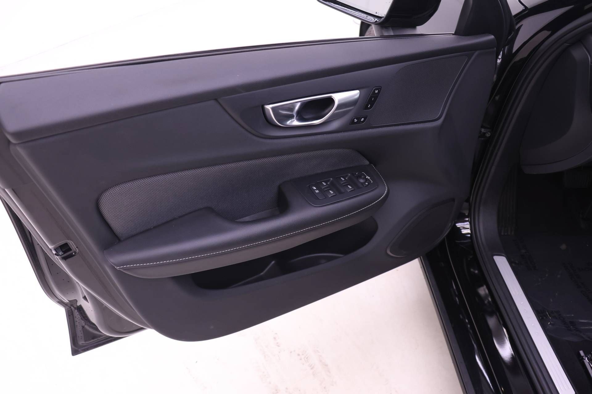 Certified 2024 Volvo S60 B5 Plus w/ Protection Package Premier FWD image 12