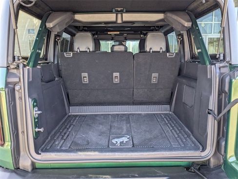 Used 2024 Ford Bronco Wildtrak image 11