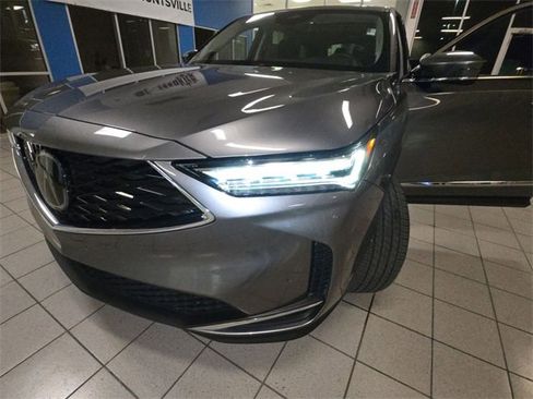 Certified 2025 Acura MDX w/ Technology Package image 28