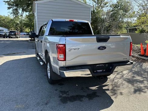 Used 2016 Ford F150 XLT image 4