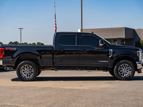 Certified 2019 Ford F250 Lariat w/ Lariat Value Package AWD/4WD image 8