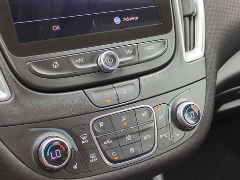 Used 2024 Chevrolet Malibu LT image 18