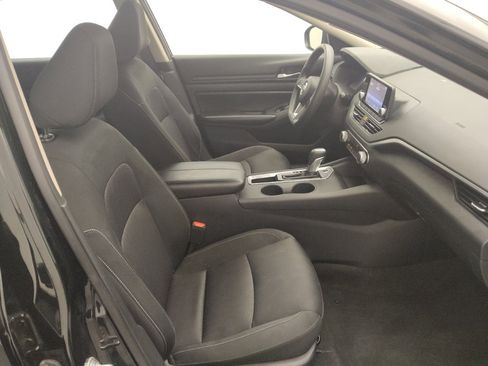 Used 2022 Nissan Altima 2.5 S FWD image 21
