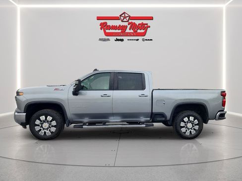 Used 2024 Chevrolet Silverado 3500 LT w/ All Star Edition AWD/4WD image 2