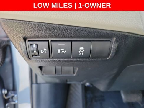 Used 2026 Toyota Corolla Cross L FWD image 22