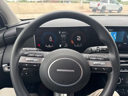 Used 2025 Hyundai Tucson SEL image 11