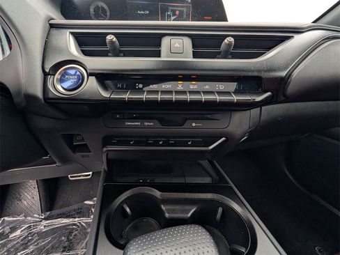 Used 2022 Lexus UX 250h F Sport image 22