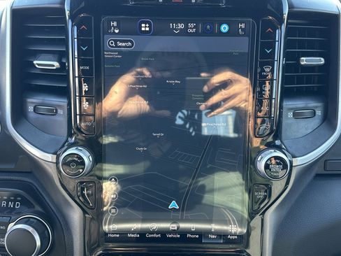 Used 2023 RAM 1500 Big Horn image 32