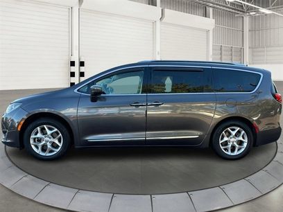 Used 2020 Chrysler Pacifica Touring-L w/ Tire & Wheel Group