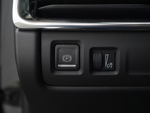 Used 2023 Cadillac XT4 Sport w/ Sun And Sound Package image 28