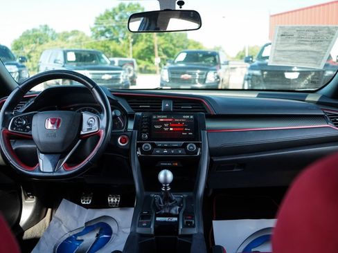 Used 2019 Honda Civic Type R image 9