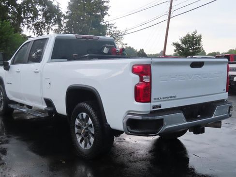 Used 2024 Chevrolet Silverado 2500 LT AWD/4WD image 17