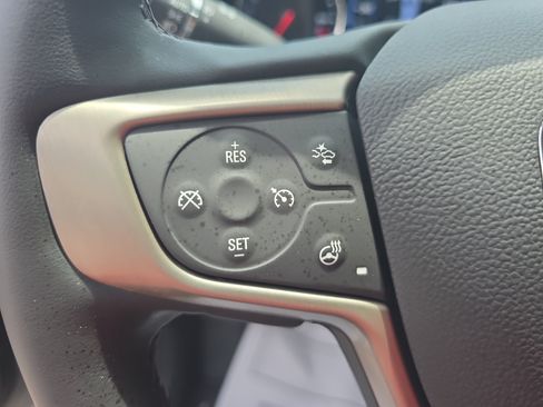 Used 2023 GMC Acadia Denali w/ Denali Ultimate Package FWD image 18