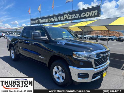 Used 2025 RAM 1500 Big Horn w/ Trailer Tow Group AWD/4WD image 1