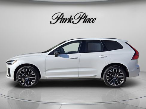 Used 2026 Volvo XC60 B5 Ultra w/ Protection Package Premier AWD/4WD image 2