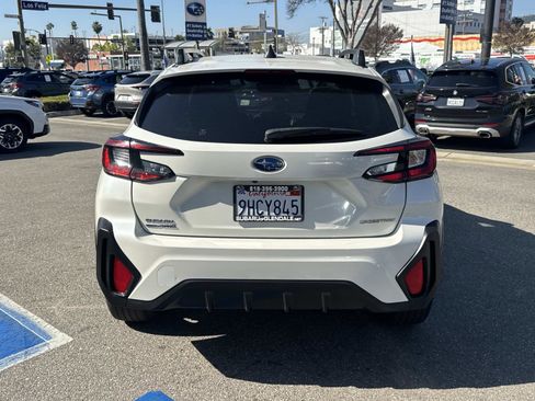 Certified 2024 Subaru Crosstrek 2.0i Premium w/ Crosstrek Mirror Package image 5