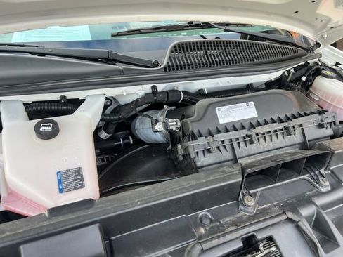 Used 2022 Chevrolet Express 2500 w/ Driver Convenience Package image 39