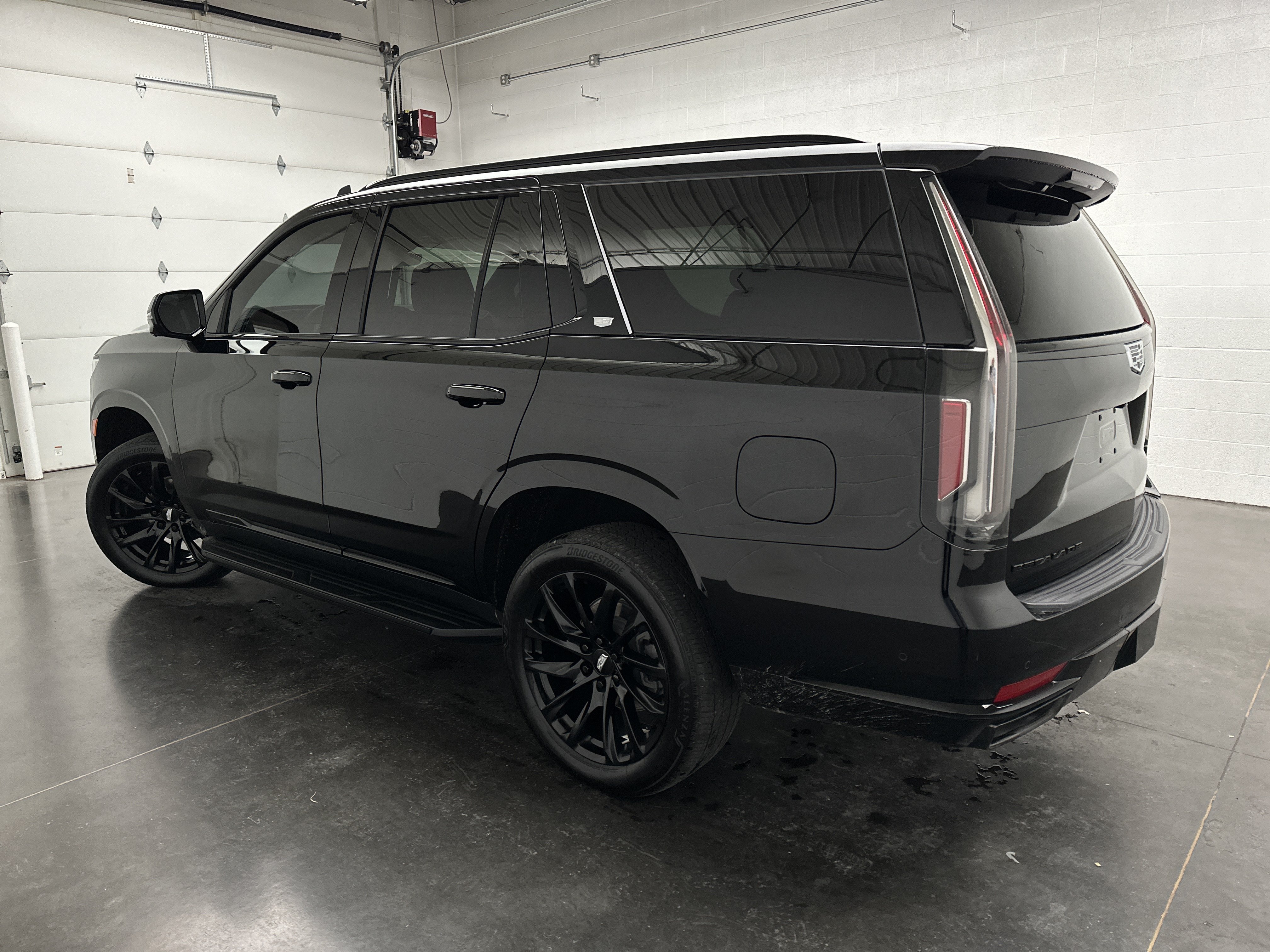 Used 2024 Cadillac Escalade Sport w/ LPO, ONYX Package AWD/4WD image 8