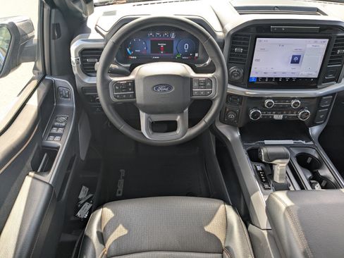 Used 2025 Ford F150 Lariat w/ Equipment Group 501A Mid AWD/4WD image 17