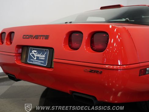 Used 1993 Chevrolet Corvette ZR1 image 32