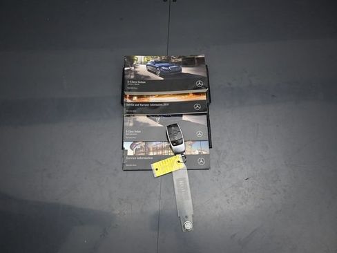 Used 2018 Mercedes-Benz E 300 4MATIC image 47