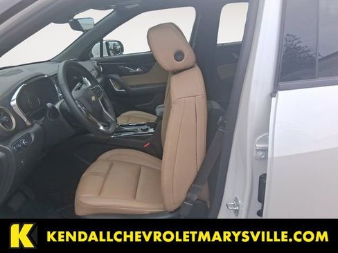 Used 2025 Chevrolet Blazer Premier w/ Driver Confidence II Package AWD/4WD image 9