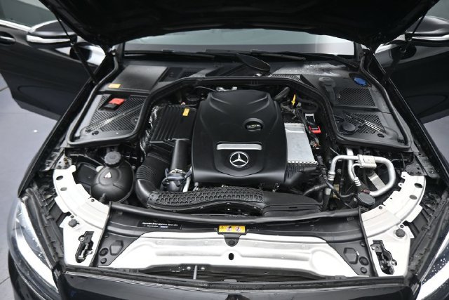 Used 2015 Mercedes-Benz C 300 Sedan image 12