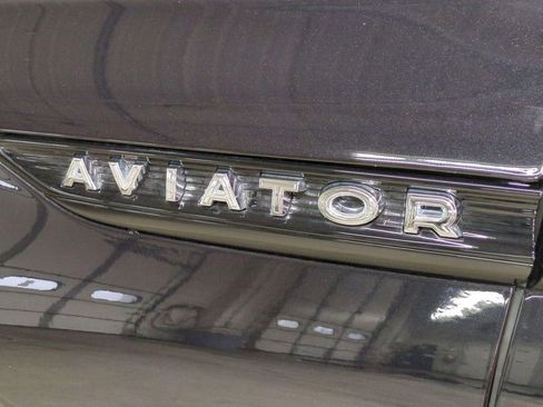 Used 2025 Lincoln Aviator Reserve w/ Equipment Group 201A AWD/4WD image 10