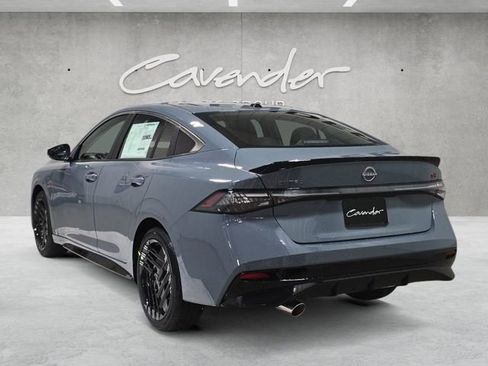 New 2026 Nissan Sentra SR FWD image 14