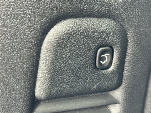 Certified 2023 Dodge Durango GT image 17