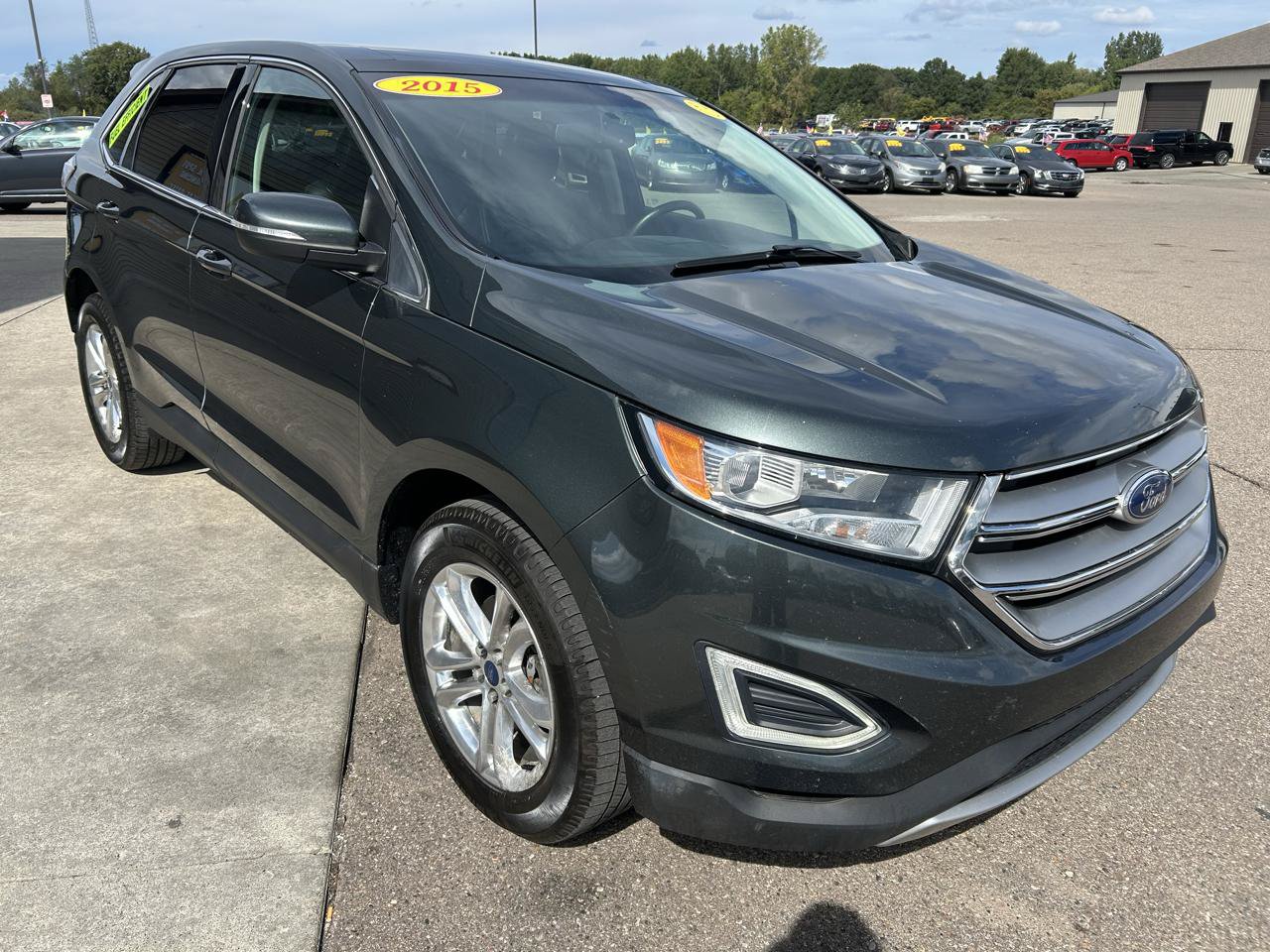 Used 2015 Ford Edge SEL w/ Equipment Group 201A FWD image 3