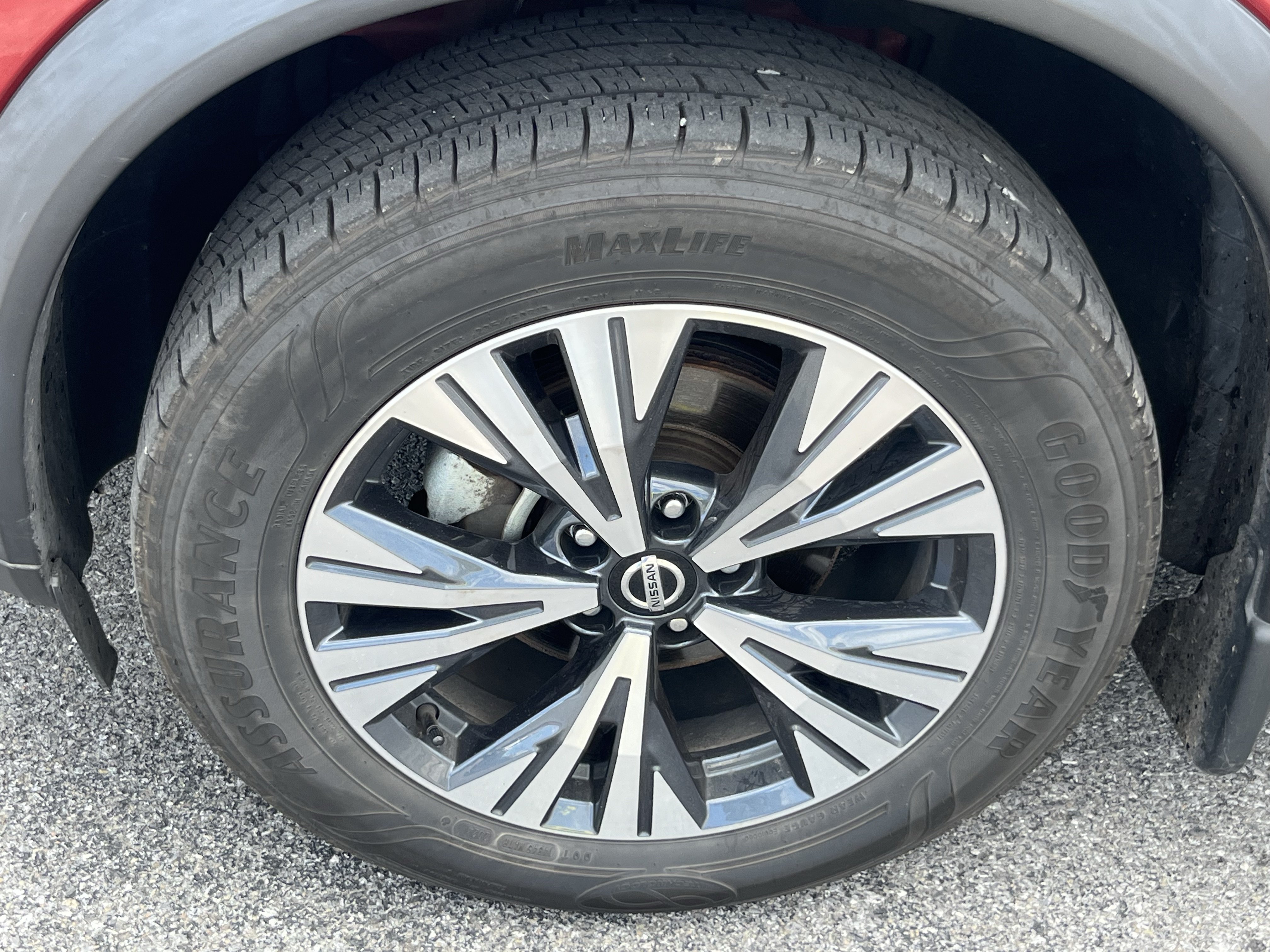 Used 2021 Nissan Rogue SV w/ Premium Package AWD/4WD image 12