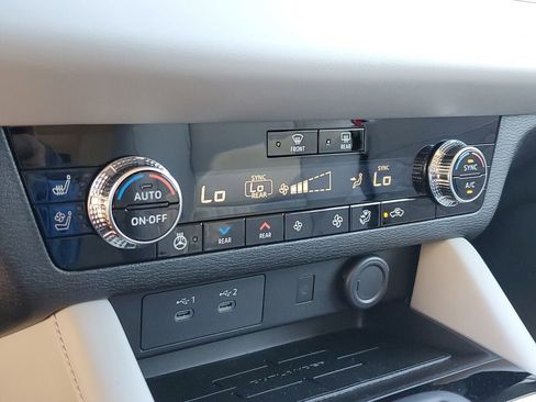 New 2026 Mitsubishi Outlander SEL FWD image 24