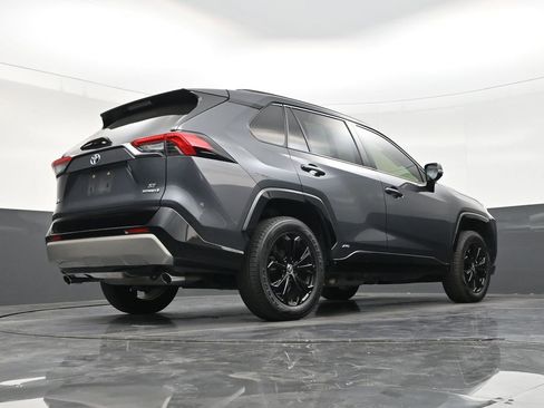 Used 2023 Toyota RAV4 SE AWD/4WD image 25