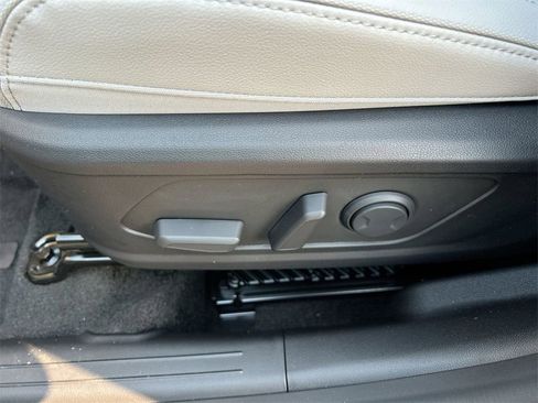 New 2026 Hyundai Tucson Limited image 25