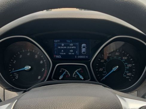 Used 2014 Ford Focus SE FWD image 19